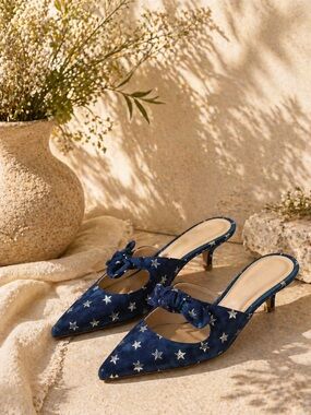 J.Crew Blue Star Print Suede Mules Kitten Heel Slip On Size 6.5